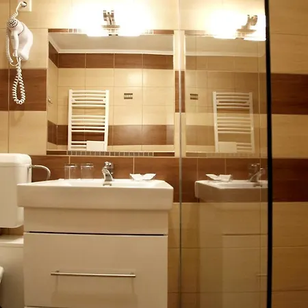 Borostyan Vendeghaz Hotell